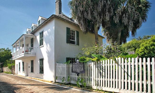 xf-house-main-exterior-hh-10×6-4web