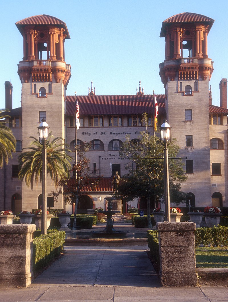 StAugCityHall_LichtnerMuseum